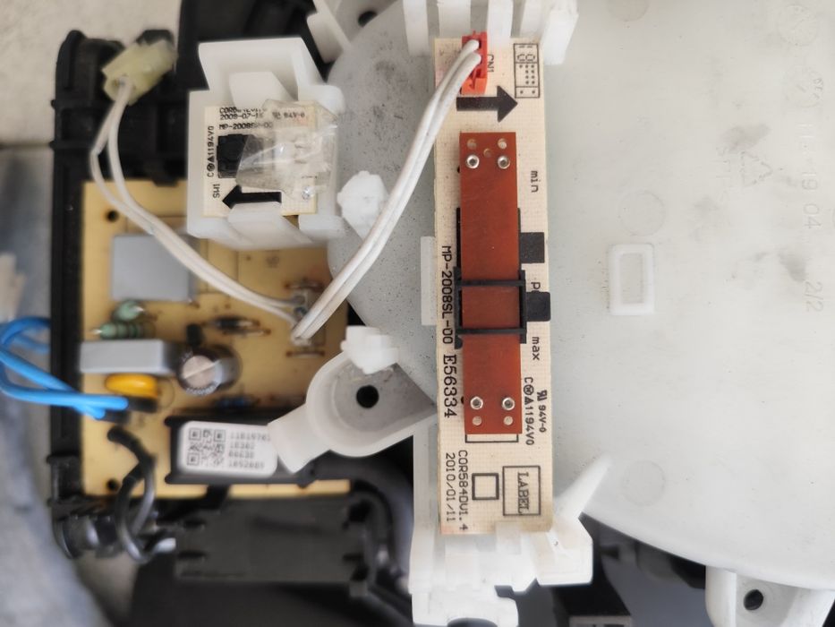 Aspirador AEG VX8/ X Silence  para peças
