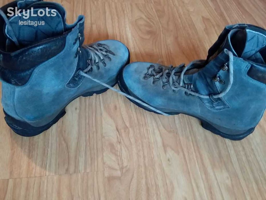Тренінгові черевики 39.5 Італія