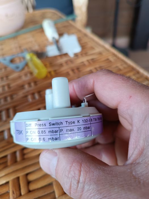 Пресостат Bosch для котла 24 кВ