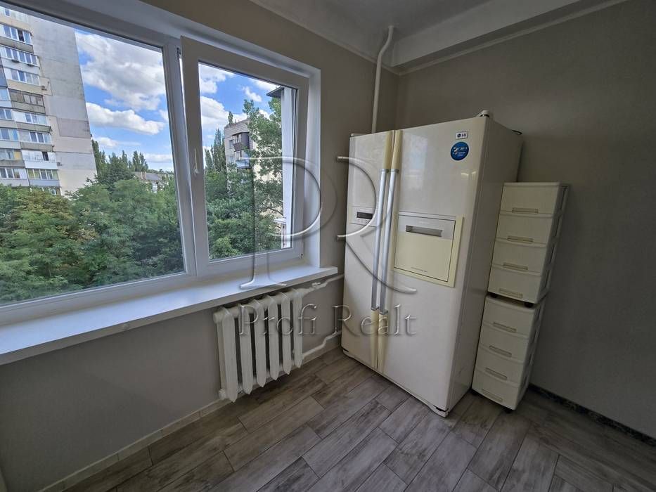Продаж 2 кімн. квартири біля ВДНГ, Проспект Голосіївський 89