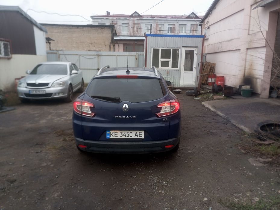 Продам Рено Меган 3 2011