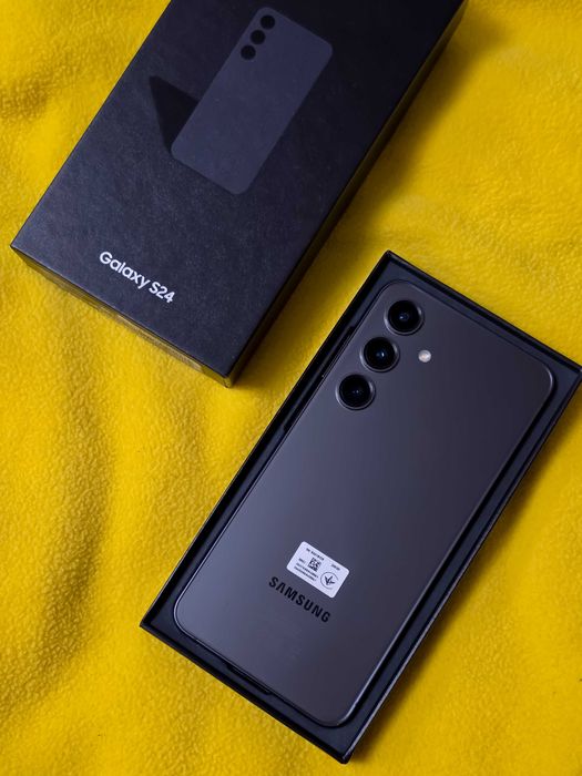 Samsung S24 256Гб. Офіційний Ідеальний стан.