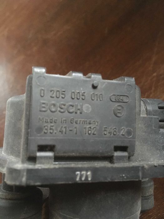 Блоки bmw e 39 523i