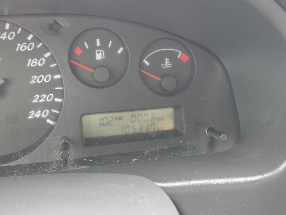Nissan Almera 1.5 Gasolina | 2001 | 100.000 km