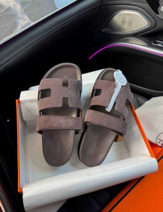 шльопанці hermes