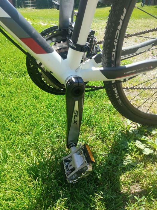 Cube Cross CLS koła 28" Rama Xl