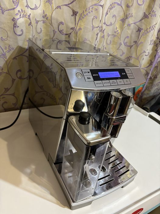 Кавомашина DeLonghi PrimaDonna S DeLuxe