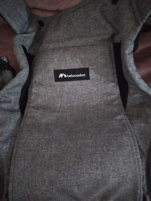 Marsúpio Bebeconfort como novo