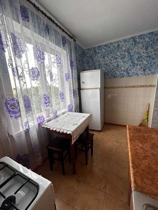 Продаж 1к.квартири,район Площа 31.1 кв.м.Виставка.