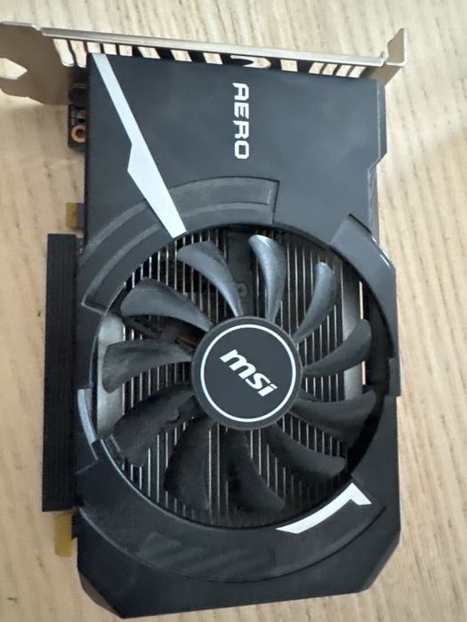 ASUS GeForce gt 1030 AERO itx 2GD4 oc