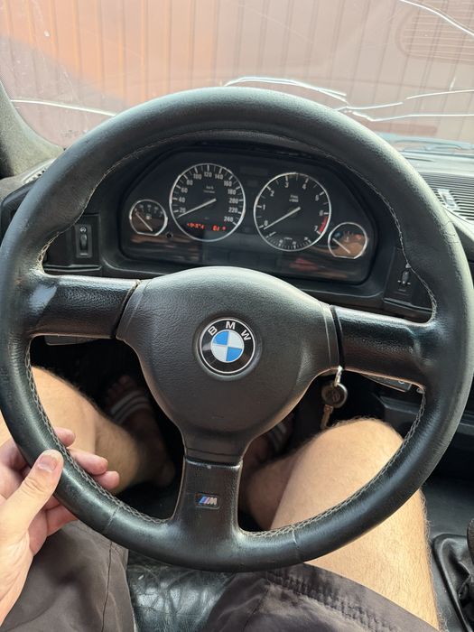 Продам BMW E34 m50