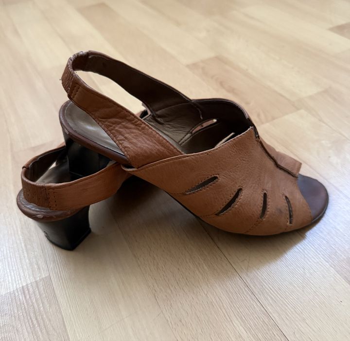 Brązowe sandały damskie skóra naturalna r. 37 vintage słupek