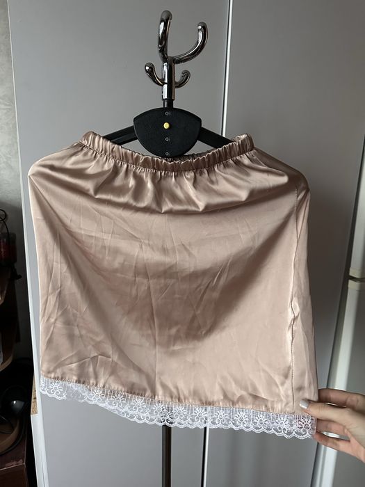 Спідниця з кружевим