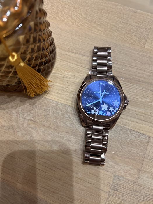 Michael Kors Access Runway Model: MKT5077