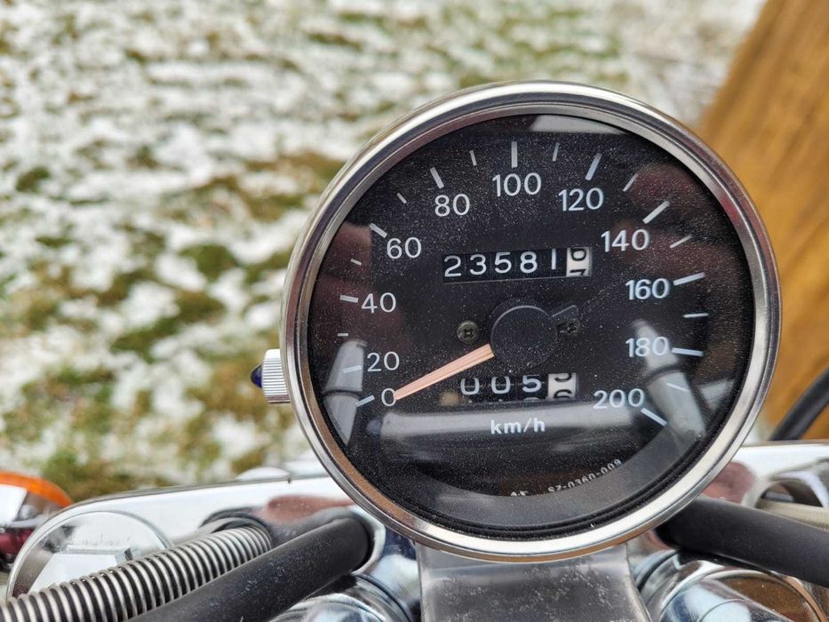 Suzuki intruder 1400,europa,nowe opony,po serwisie,bezwypadek