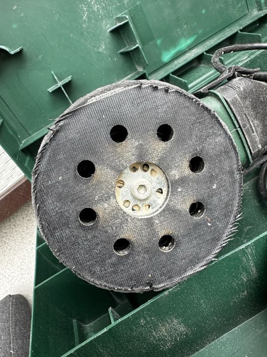 Szlifierka oscylacyjna BOSCH PEX 400 AE