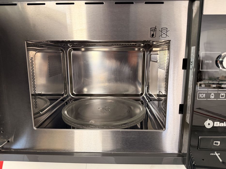 Para desocupar - Combinado micro-ondas e forno Balay