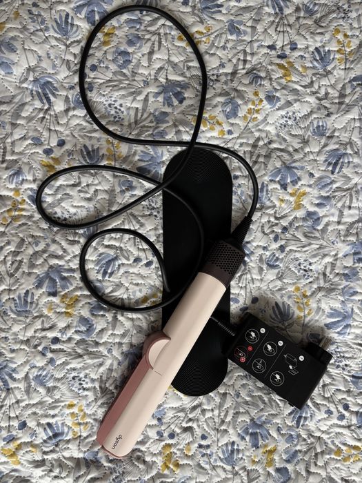 Dyson Airstrait suszarka prostująca