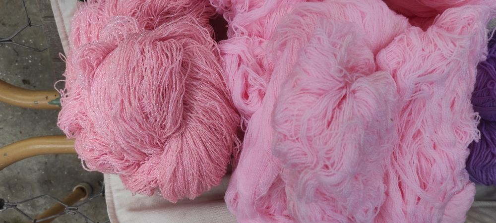 Нити для вязания новые