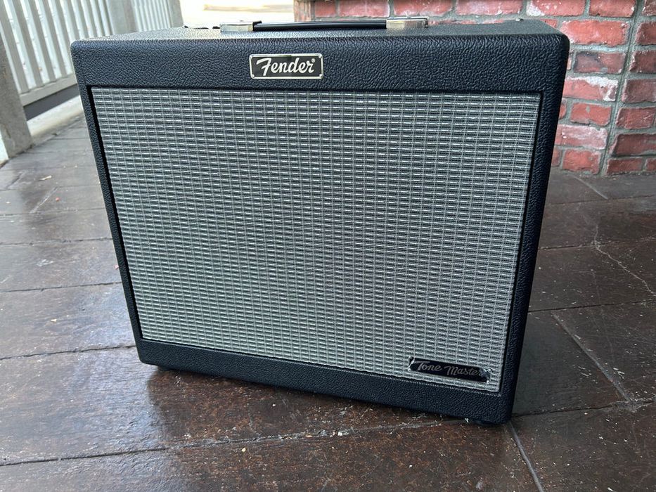 Fender Tone Master FR-10