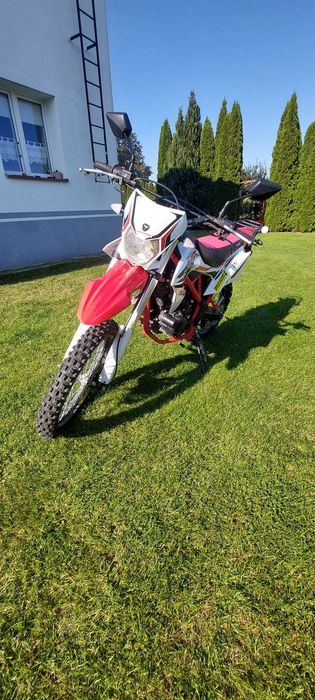 Loncin  Sprzedam Motor defender 150cc