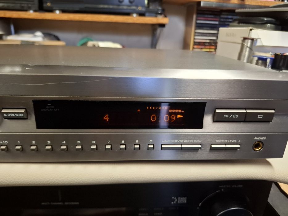 Cd Yamaha CDX-596