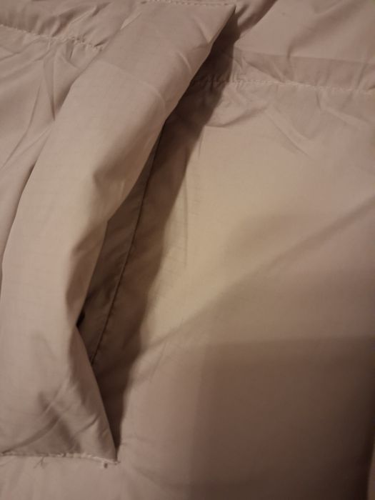 Жiночий пуховик, натуральне хутро.