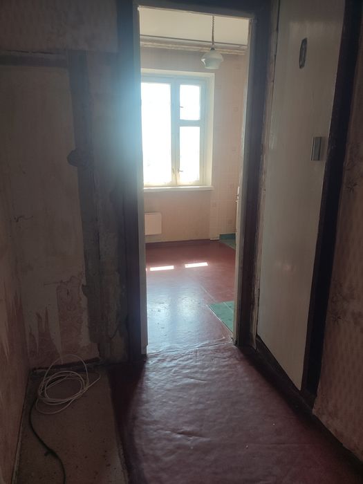 Продаж 1 кім, Дніпровська