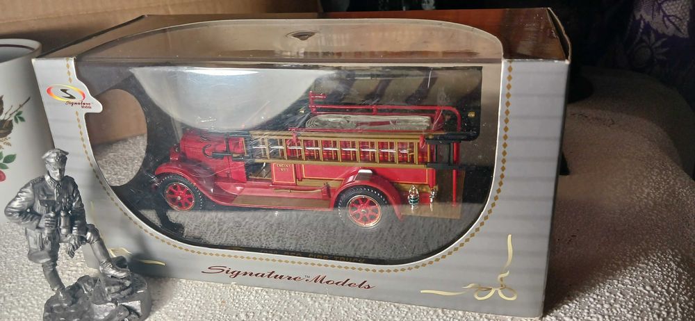 масштабные модели 1:43