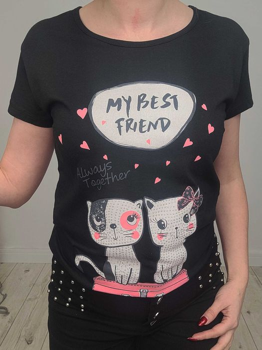 T-shirt Turecka bawełna Kotki na walizce KOLOR CZARNY rozm XL