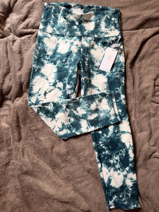 Nowe legginsy sportowe Balance Collection tie-dye zielone