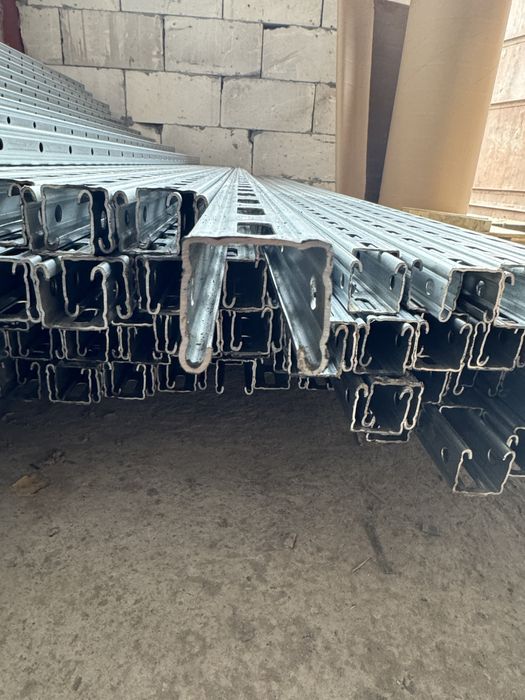 Профіль монтажний оцинкований для сонячних панелей профиль монтажный