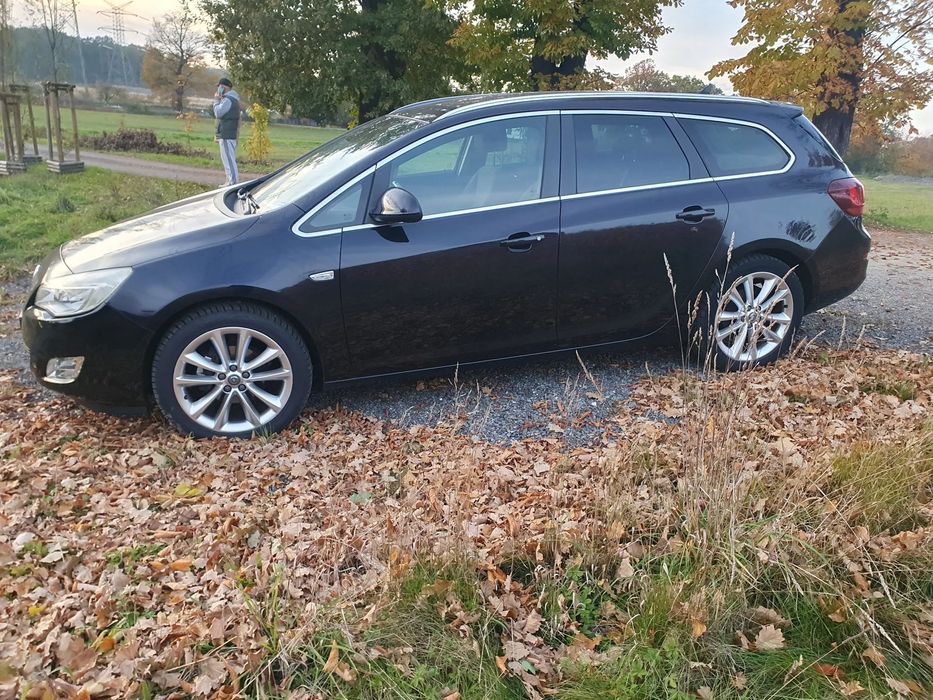 Opel Astra Benzyna 1.4 Turbo 140KM Navi Alu 18 Zimówki