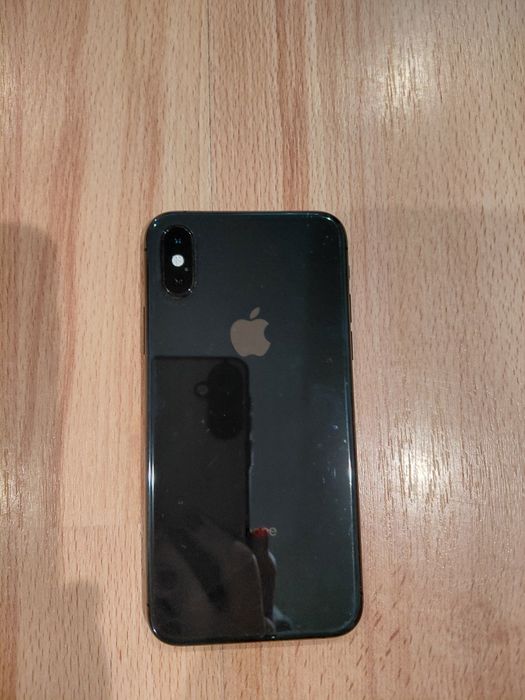 Продам iPhone Xs