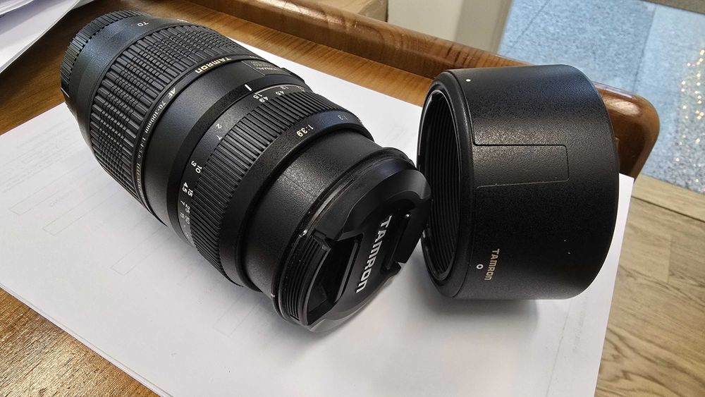 Objetiva AF 70-300mm F/4-5.6 Di LD Macro 1:2 Tamron