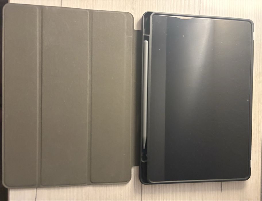 Tablet Samsung Galaxy Tab A9 + rysik + etui + szybka hartowana