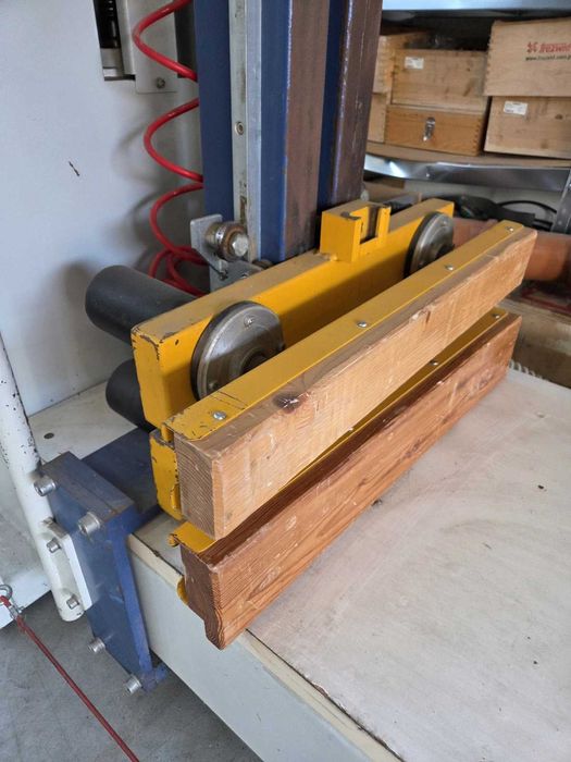 Prasa  do skrzyń meblowych Ramach