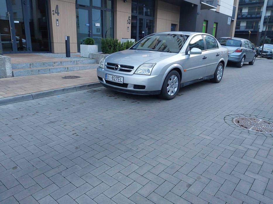 Opel Vectra oplaty na rok czasu