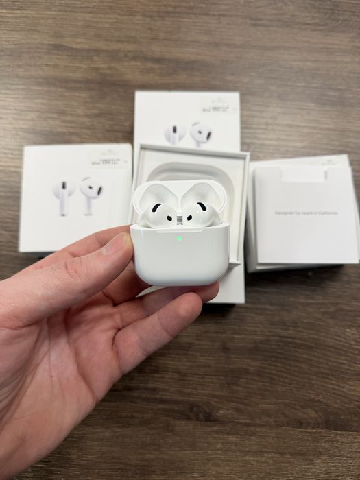 Open Box AirPods 4
