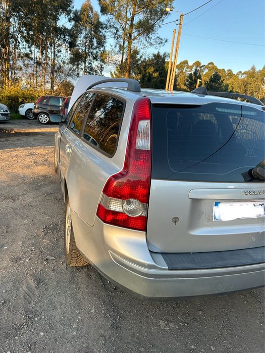 Para pecas volvo v50 2.0 136 cv