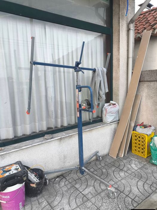 Ferramentas praticamente novas.poukissimo usso