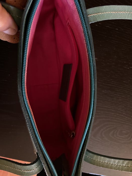 Carteira em pele pequena