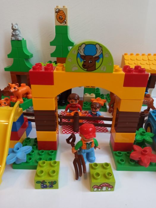 Zestaw klocków Lego Duplo 10584  Leśny park