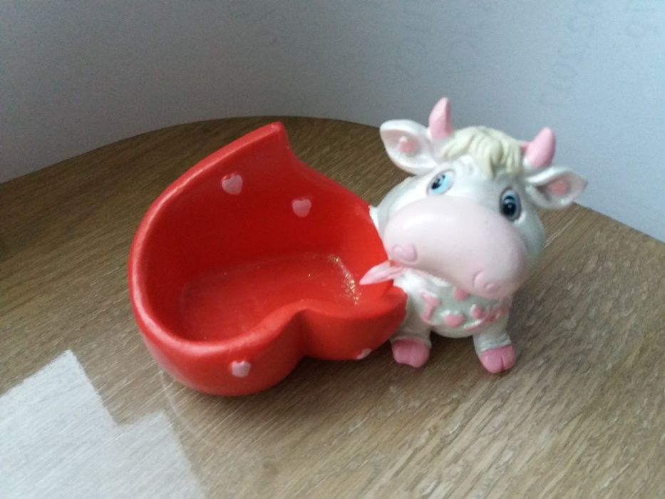 Статуэтка "Корова" с подставкой