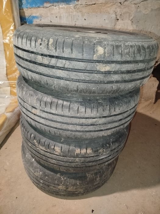 Диски з шинами Hankook 175/70/13