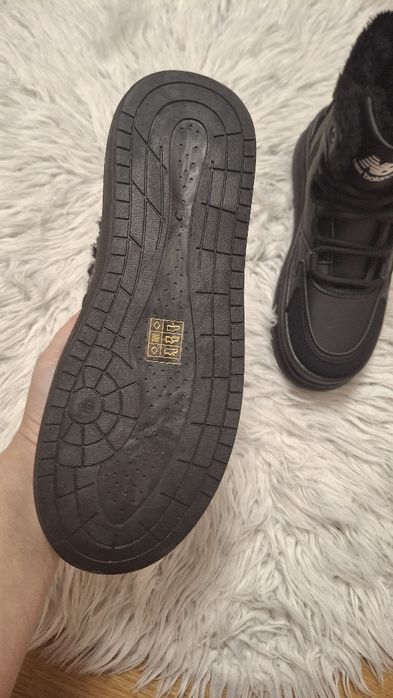Sneakersy ocieplane 38