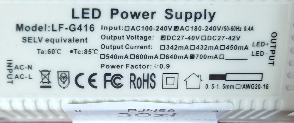 Led Driver 700mA DC27-40V AC 100-240V Kod A01/10