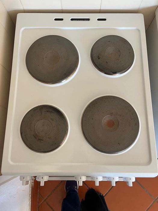 Fogão elétrico Vox EHB5010WG — COMO NOVO