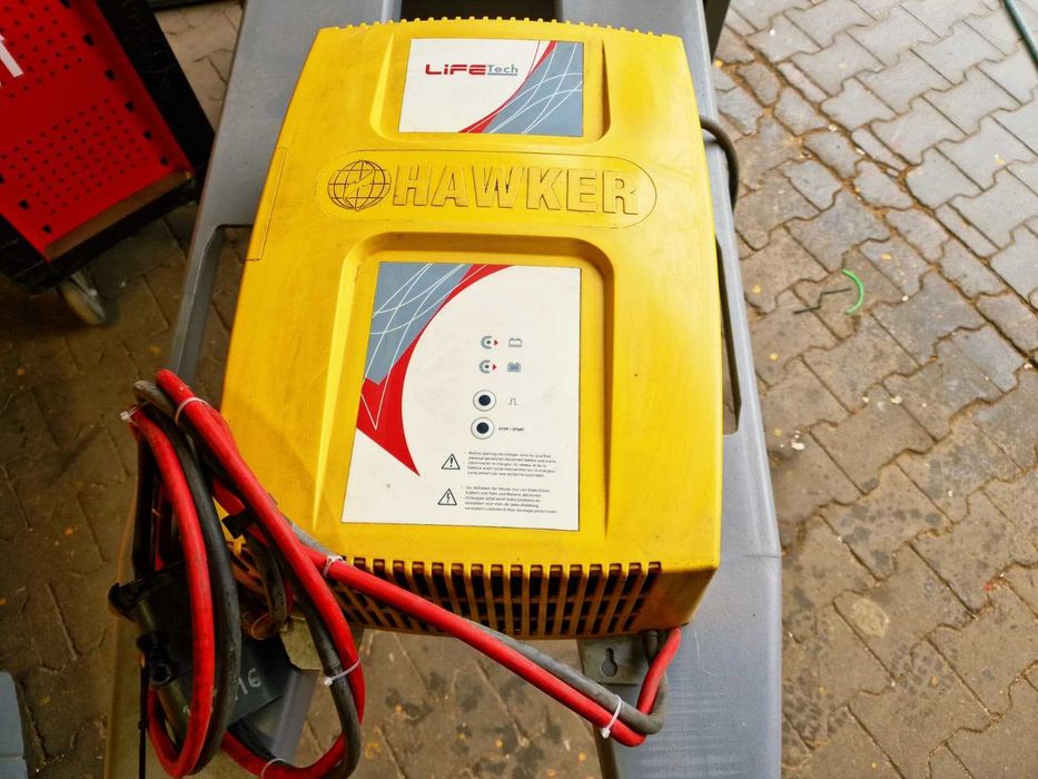 Ładowarka prostownik automatyczny do baterii trakcyjnych 24V 20A 30A 40A 50A 60A 70A 80A 100A 120A 230V 400V