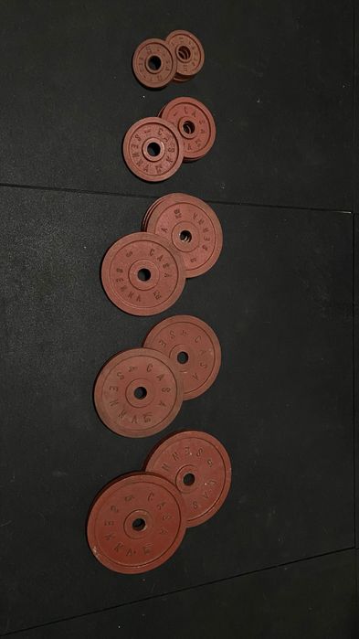 Máquina multifunções Kettler old school + discos